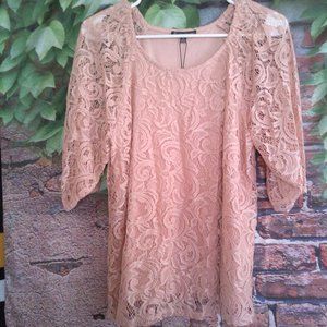 Lace Overlay 3/4 Sleeve Blush Top